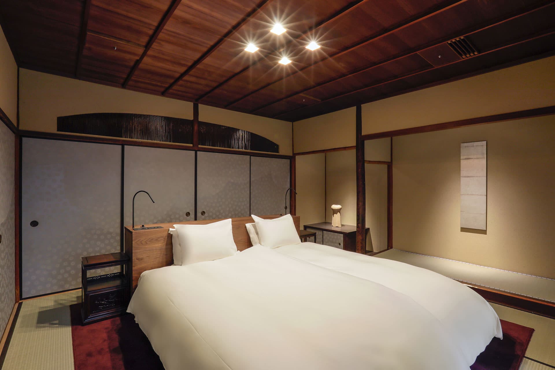 Main building: 103 — Deluxe garden view